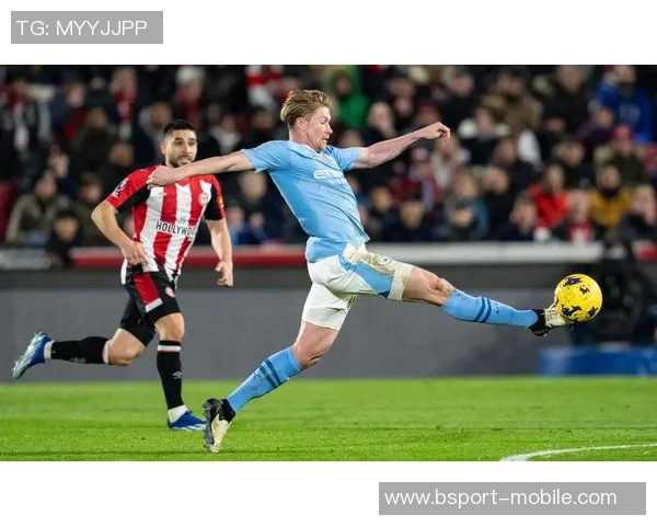 足总杯惊天逆转拜仁4-0曼城帽子戏法点燃全场激情