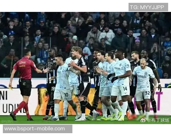 巴黎圣日耳曼小胜国米点球大战精彩瞬间引发全场热烈反响 巴黎圣日耳曼小胜国米点球大战精彩瞬间引发全场热烈反响