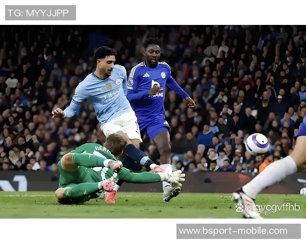 国王杯精彩对决里昂大胜曼城帽子戏法引爆全场热情